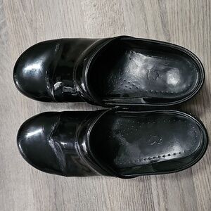 Dansko clogs size 40